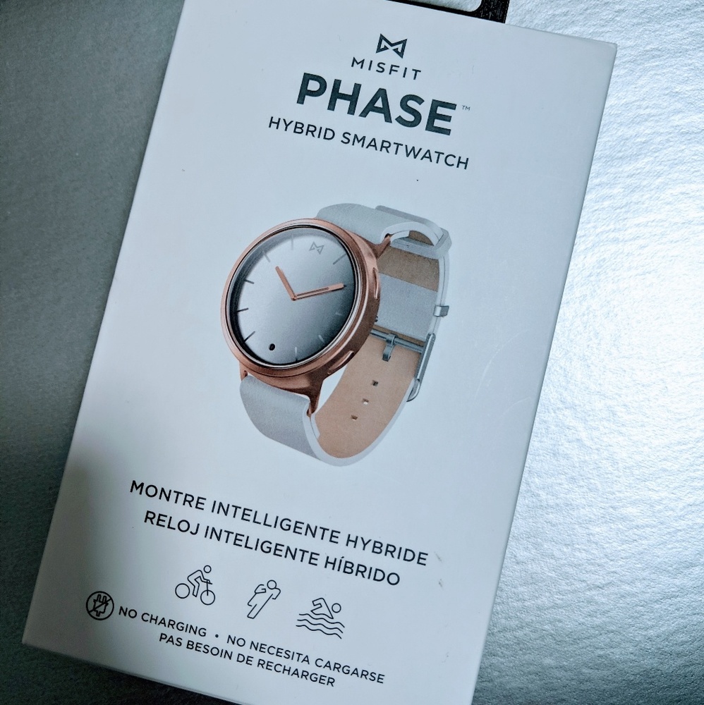 UNOPENED MISFIT PHASE - ROSE GOLD w/ WHITE STRAP